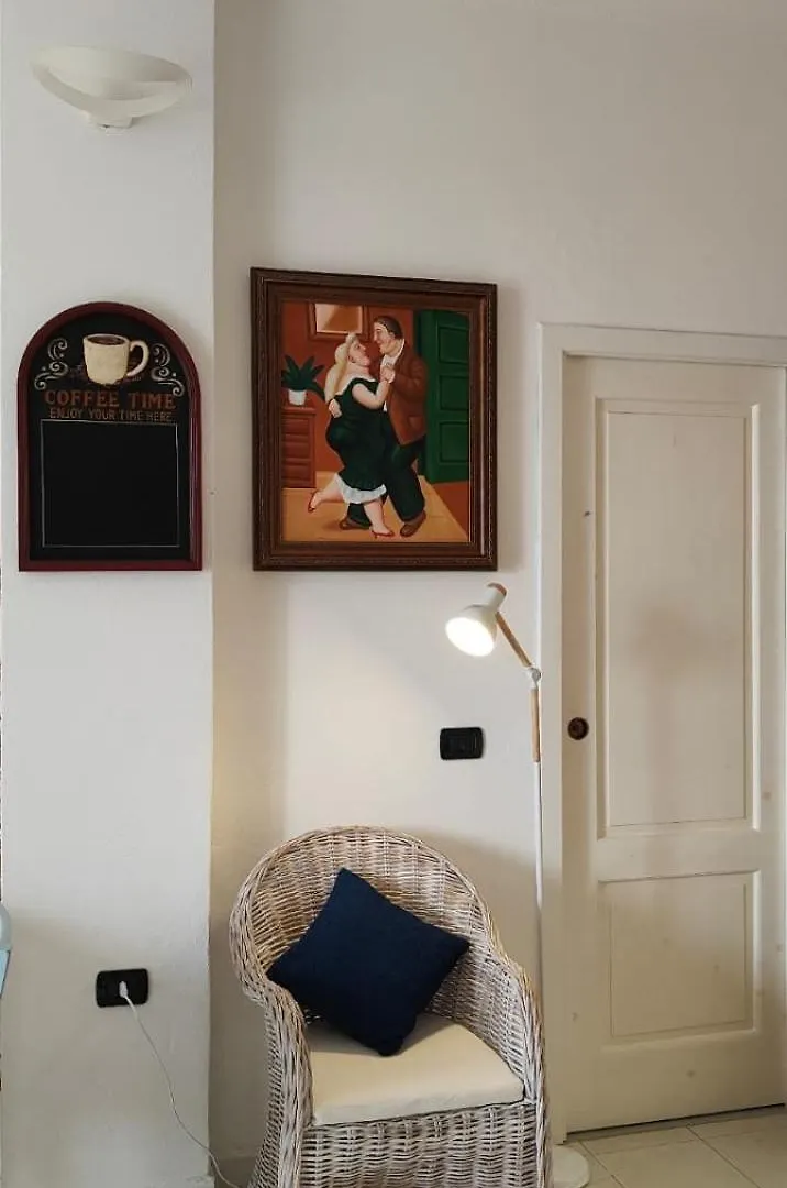 Dorotea Studio - Holiday Housing リーパリ アパート
